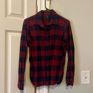 Uniqlo Button Up Flannel